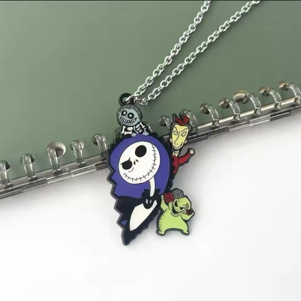 Disney Nightmare Before Christmas Theme Bestie BFF 2 PC Heart Necklace Set - Picture 3 of 6